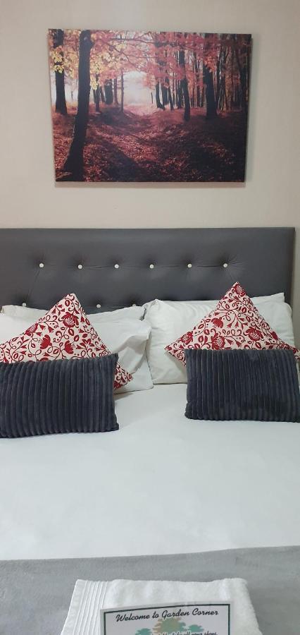 Garden Corner Guesthouse Beaufort West Εξωτερικό φωτογραφία