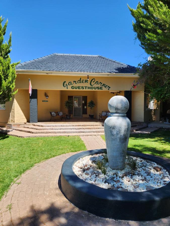 Garden Corner Guesthouse Beaufort West Εξωτερικό φωτογραφία