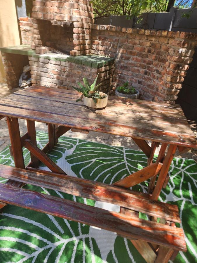 Garden Corner Guesthouse Beaufort West Εξωτερικό φωτογραφία