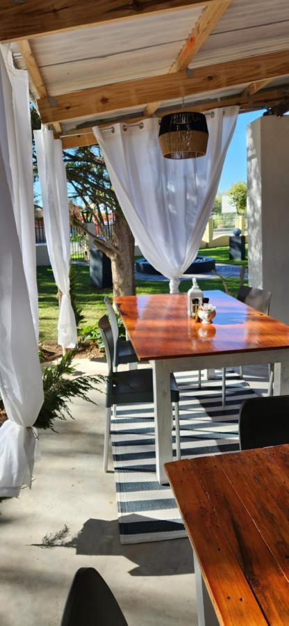 Garden Corner Guesthouse Beaufort West Εξωτερικό φωτογραφία