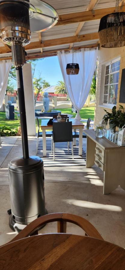 Garden Corner Guesthouse Beaufort West Εξωτερικό φωτογραφία