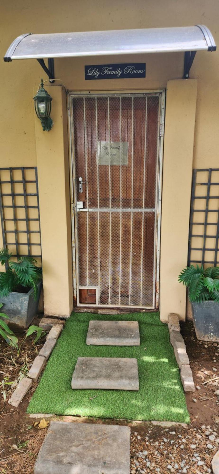 Garden Corner Guesthouse Beaufort West Εξωτερικό φωτογραφία