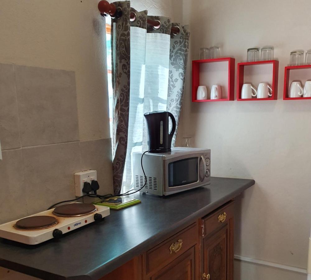Garden Corner Guesthouse Beaufort West Εξωτερικό φωτογραφία